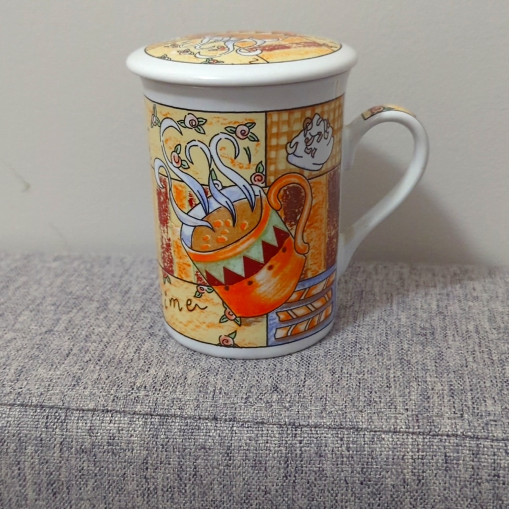 Gryphon Ware china mug with lid. Logo says coffee time. EUC. 4 inches high.